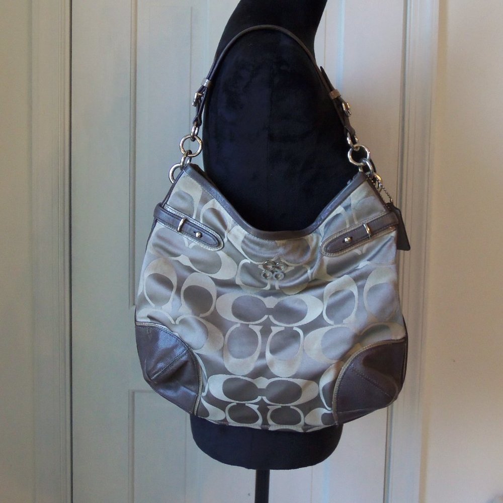 Coach Colette Silver Signature Hobo